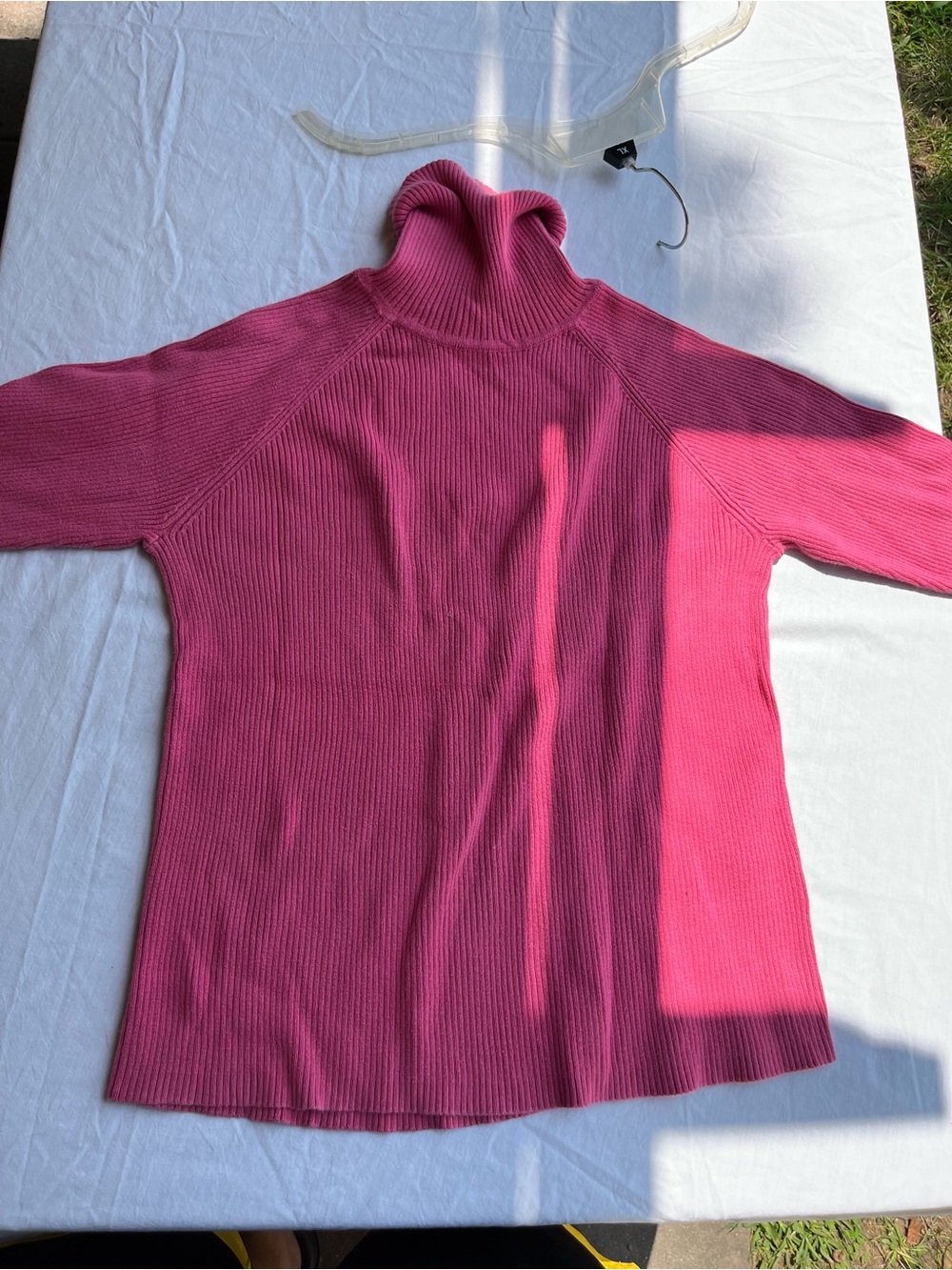 Pierre Cardin Vintage Women's Pink Ribbed Turtleneck Sweater size medium